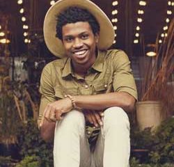 Raury annonce la sortie de son premier album 8