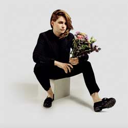 Christine and the Queens 4