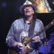 Carlos Santana à Guitare en Scène